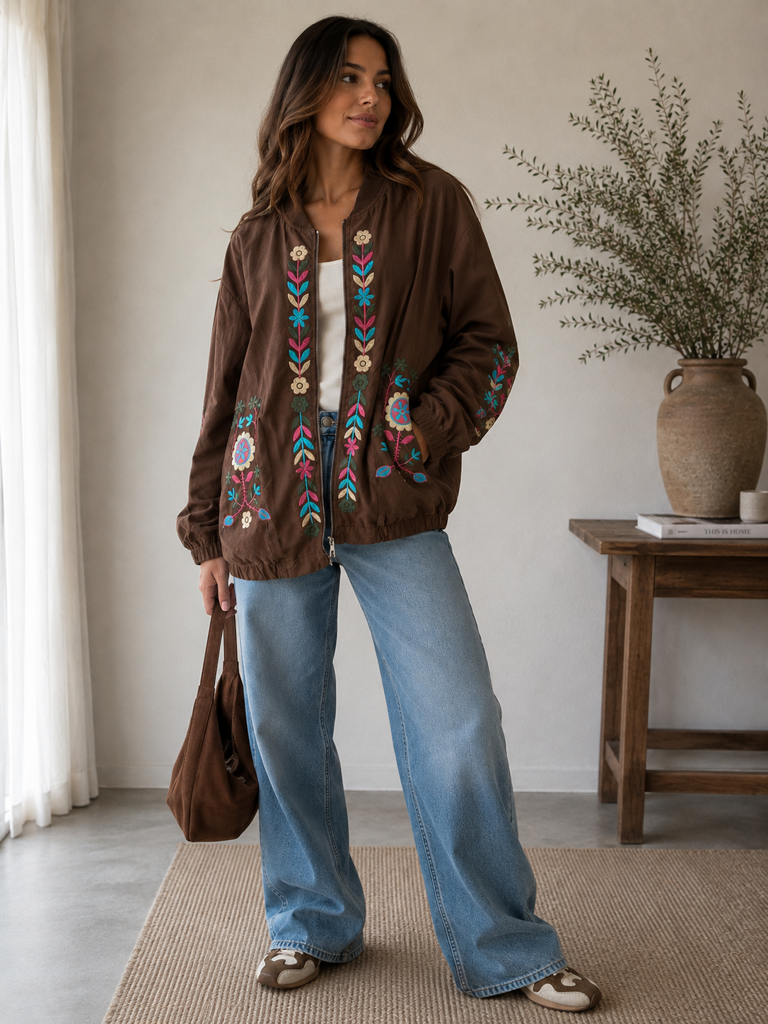 Chaqueta bomber choco con flores
