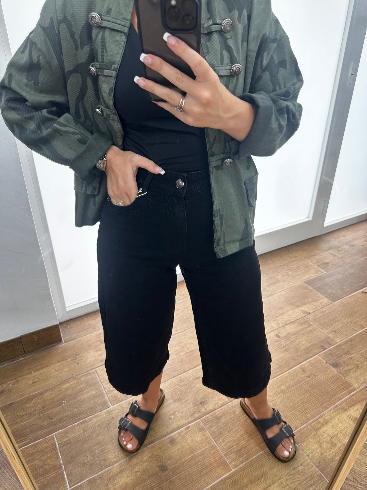 Jeans 3/4 oscuro