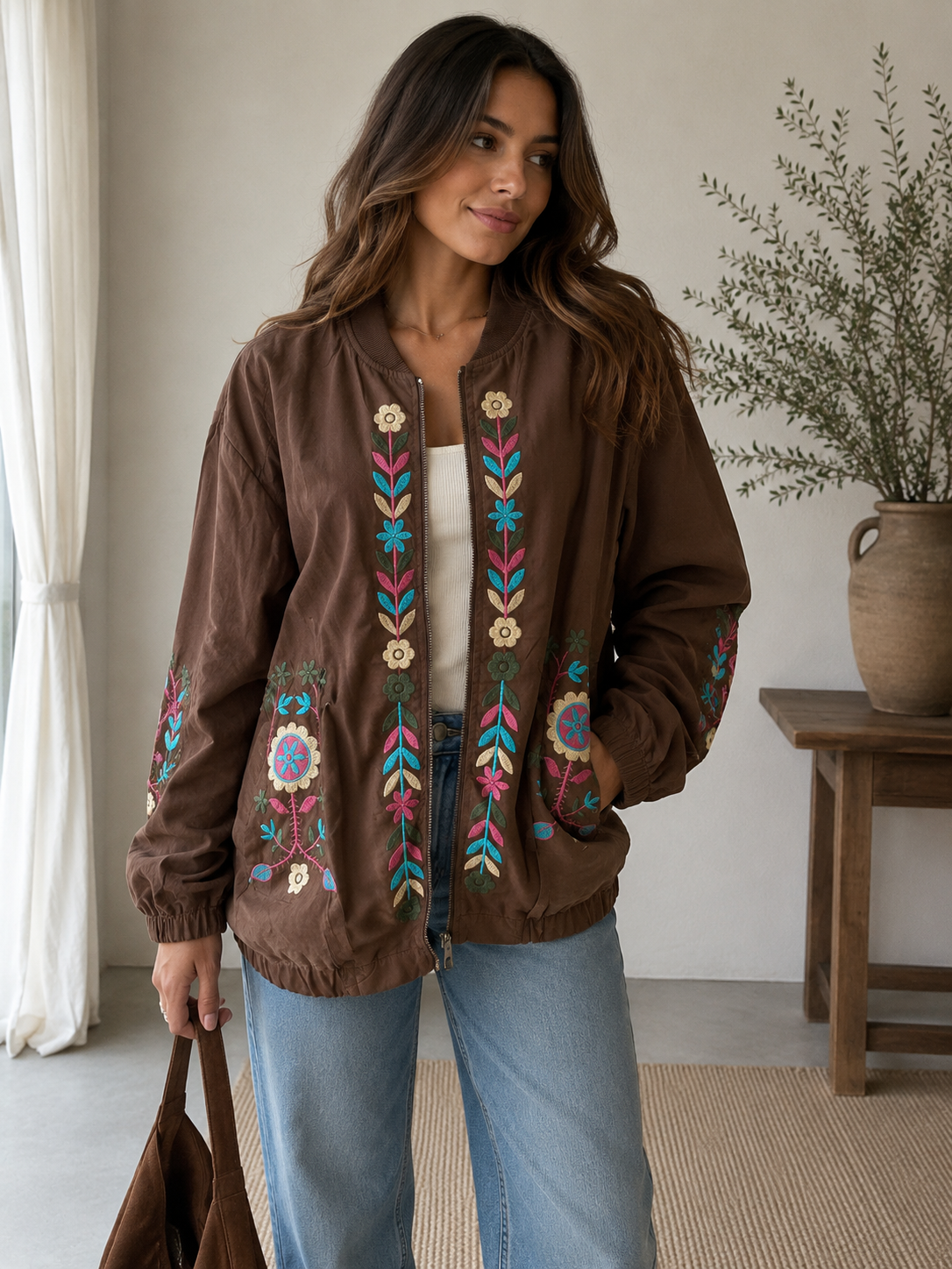 Chaqueta bomber choco con flores