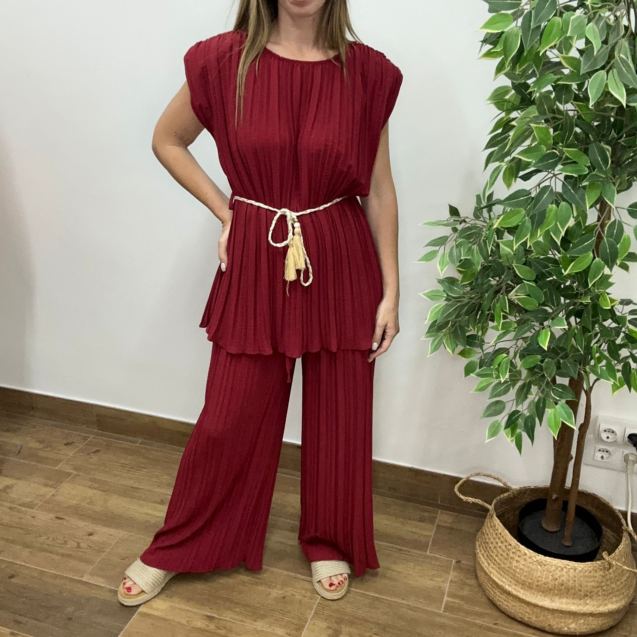 Conjunto Petra Burdeos